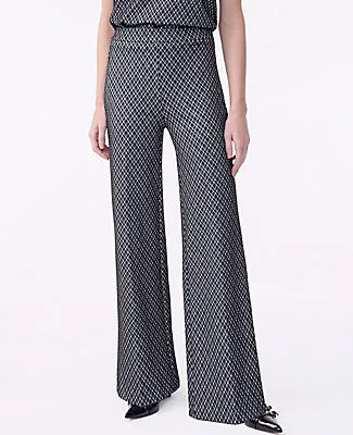 Ann Taylor The Petite Side Zip Wide-Leg Pant in Plaid sold by Ann Taylor product image thumbnail 2