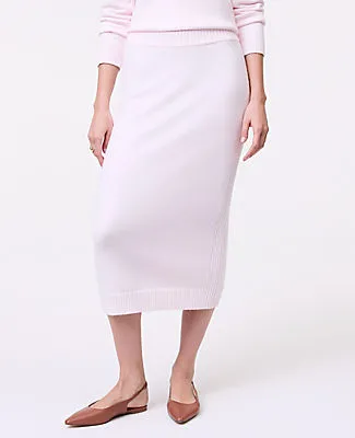 Ann Taylor Petite Weekend Collection Sweater Pencil Skirt sold by Ann Taylor product image thumbnail 2