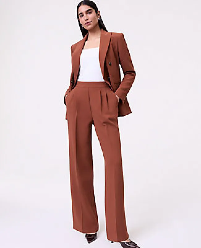 Ann Taylor The Side Zip Wide-Leg Pant in Textured Crepe made by Ann Taylor