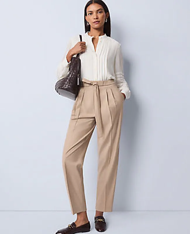 Ann Taylor Weekend Collection Tapered Pant made by Ann Taylor