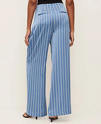 Ann Taylor The Petite Pleated Satin Wide-Leg Pant sold by Ann Taylor product image thumbnail 3