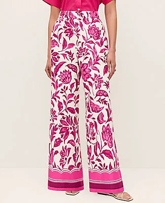 Ann Taylor The Floral Easy Fit Wide-Leg Pant in Linen sold by Ann Taylor product image thumbnail 2