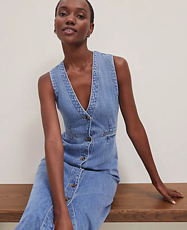 Ann Taylor Petite Denim V-Neck Shirtdress made by Ann Taylor