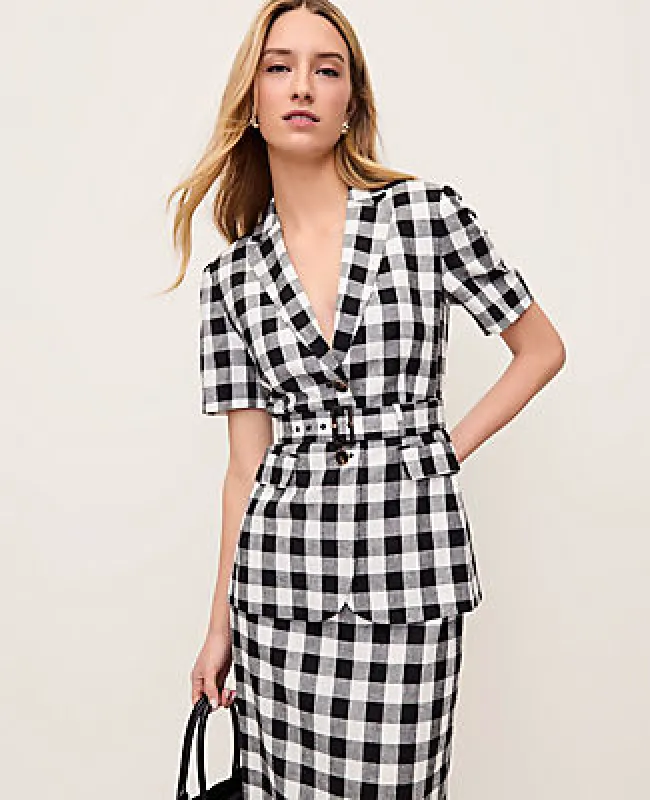 Ann Taylor The Petite Belted Greenwich Blazer in Gingham Linen Blend made by Ann Taylor