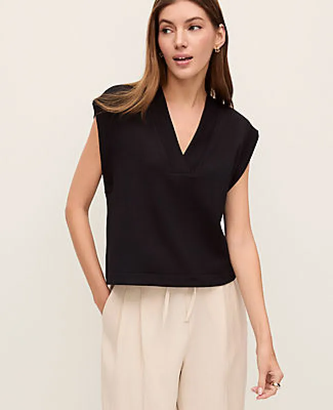 Ann Taylor Weekend Scuba V-Neck Top made by Ann Taylor