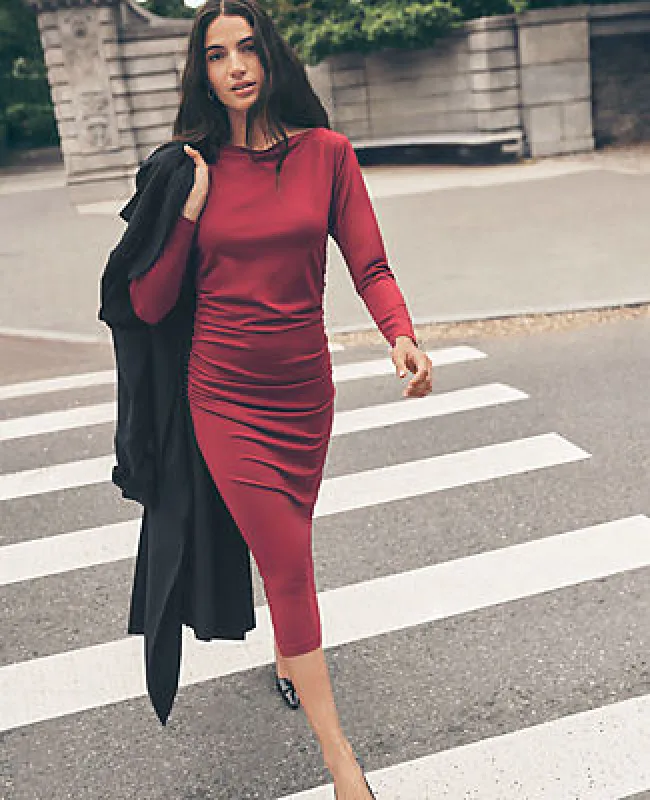 Ann Taylor Petite Ruched Knit Midi Dress made by Ann Taylor