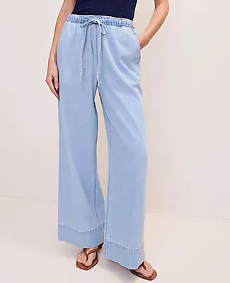 Ann Taylor The Petite Relaxed Wide-Leg Jean sold by Ann Taylor product image thumbnail 2