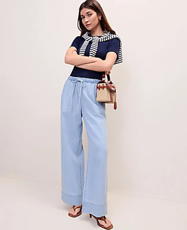 Ann Taylor The Petite Relaxed Wide-Leg Jean made by Ann Taylor