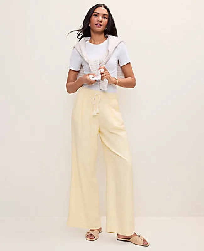 Ann Taylor Petite Weekend Collection Easy Fit Wide-Leg Pant in Linen Blend made by Ann Taylor