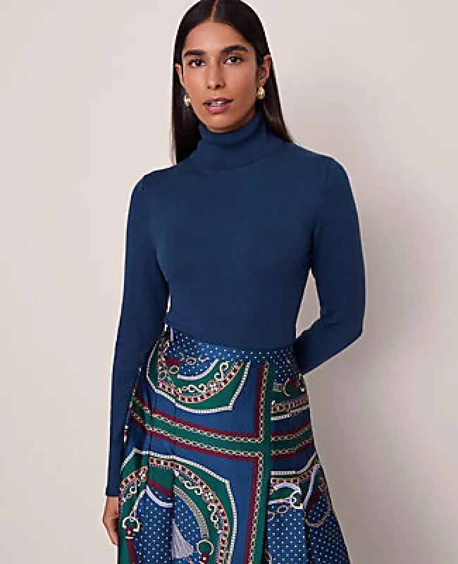 Ann Taylor Essential Turtleneck Sweater made by Ann Taylor