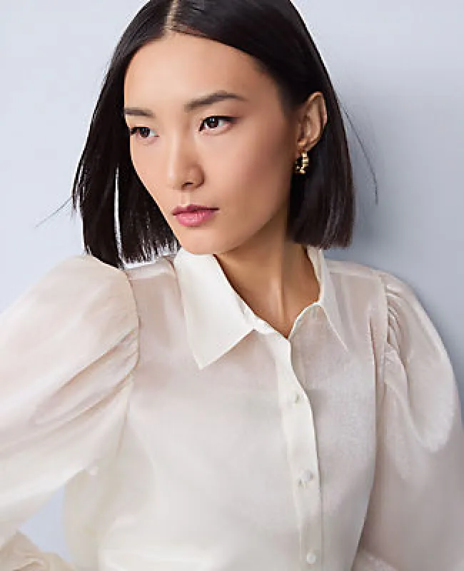 Ann Taylor Petite Collared Shirred Yoke Button Down Shirt made by Ann Taylor