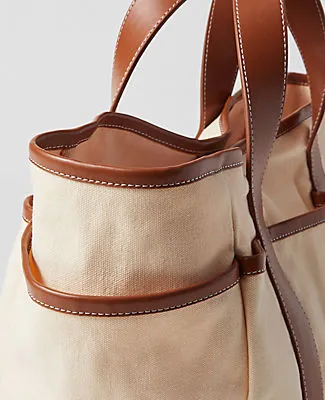 Ann Taylor Weekend Garden Tote Bag sold by Ann Taylor product image thumbnail 3