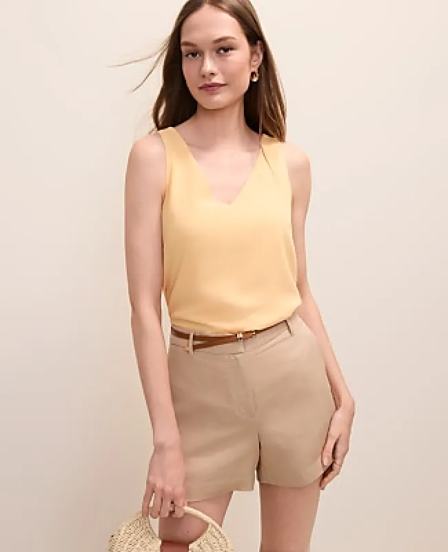 Ann Taylor Mixed Media V-Neck Shell Top made by Ann Taylor