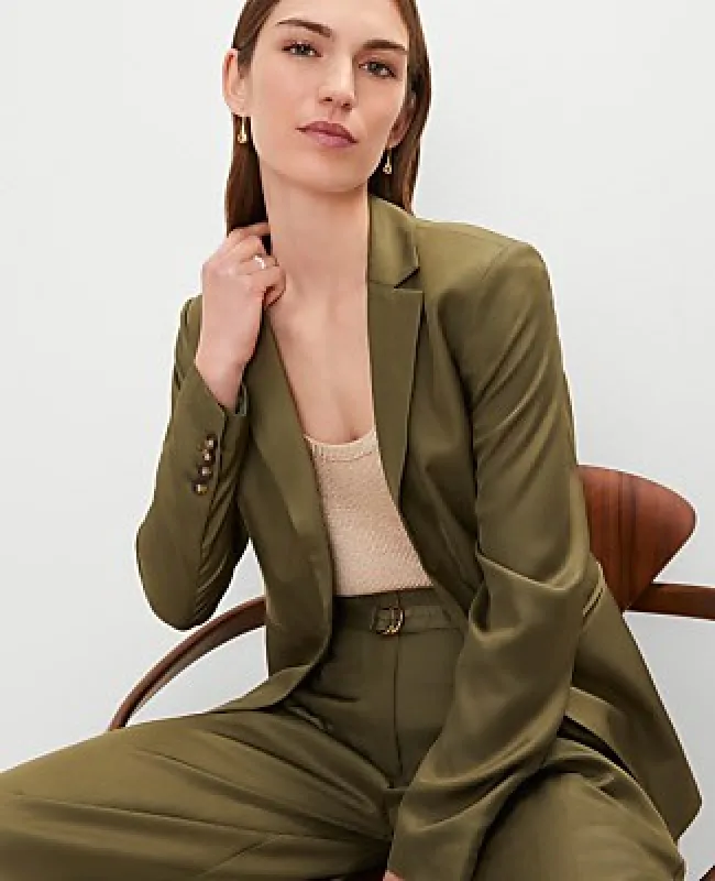 Ann Taylor The Hutton Blazer made by Ann Taylor
