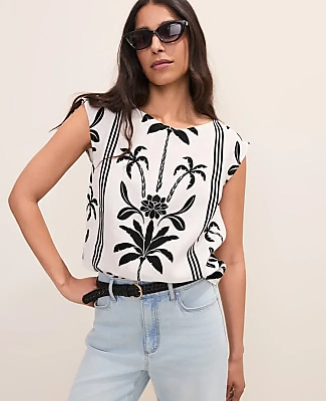 Ann Taylor Palm Tree Crew Neck Top in Linen made by Ann Taylor