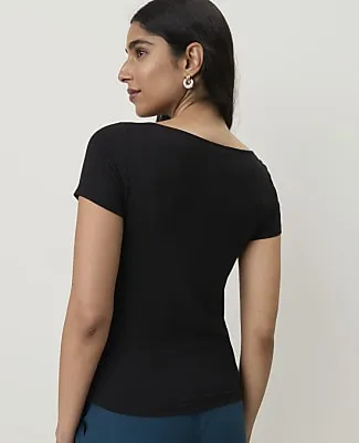 Ann Taylor Scoop Neck Sleeve Tee sold by Ann Taylor product image thumbnail 2