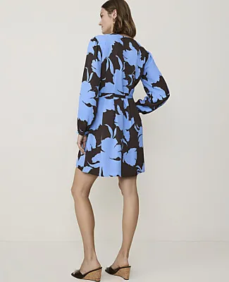 Ann Taylor Petite Floral Belted V-Neck Flare Dress sold by Ann Taylor product image thumbnail 2