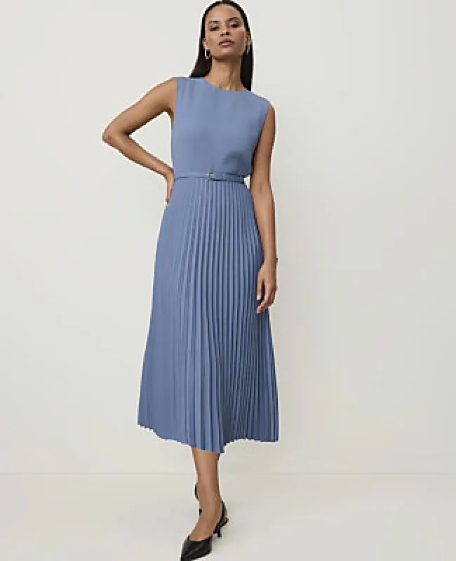 Ann Taylor Sleeveless Pleated Midi Dress made by Ann Taylor