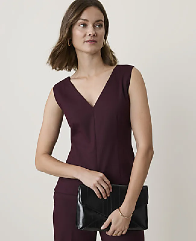 Ann Taylor Petite V-Neck Tank made by Ann Taylor