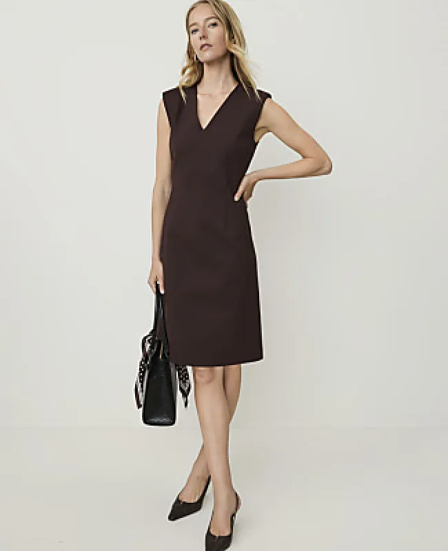 Ann Taylor The Petite V-Neck Sheath Dress in Ponte made by Ann Taylor