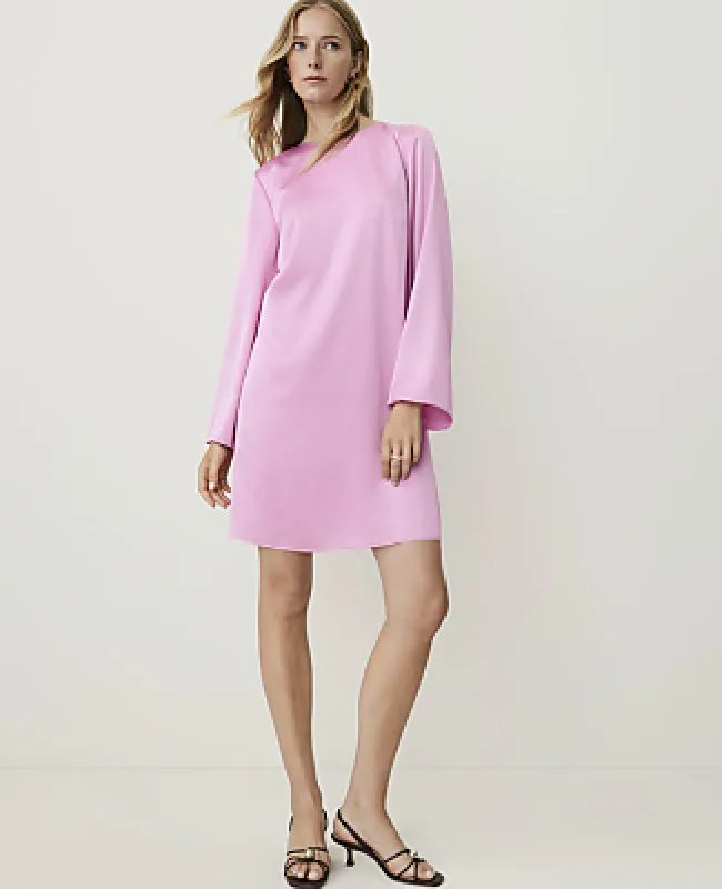 Ann Taylor Crew Neck Mini Shift Dress made by Ann Taylor