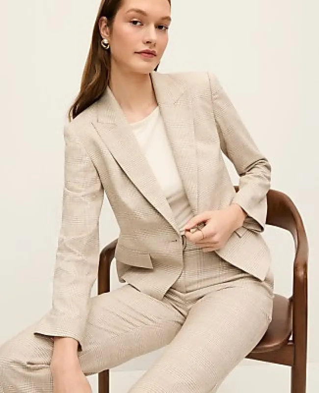 Ann Taylor The Petite Single Button Fitted Blazer in Glen Check made by Ann Taylor
