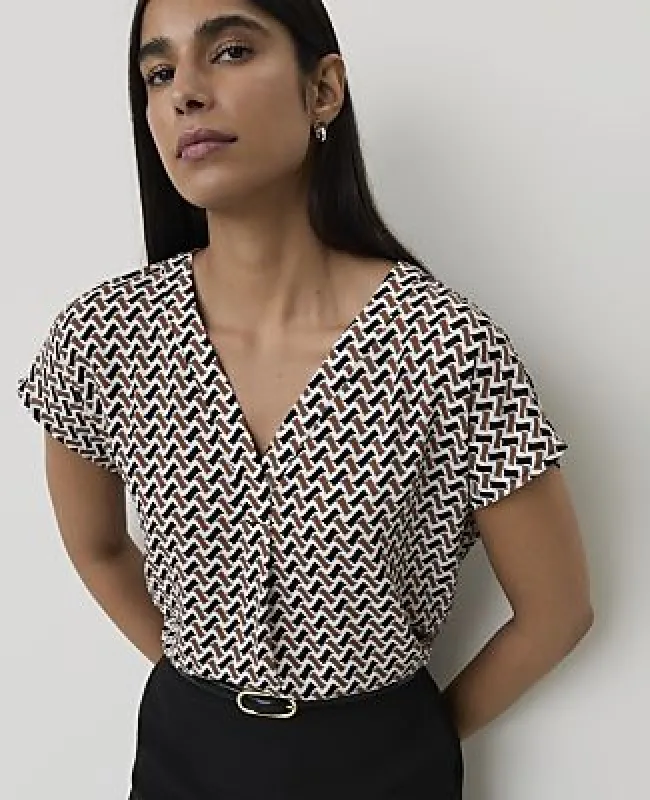 Ann Taylor Geo Print Pleat Front Top made by Ann Taylor