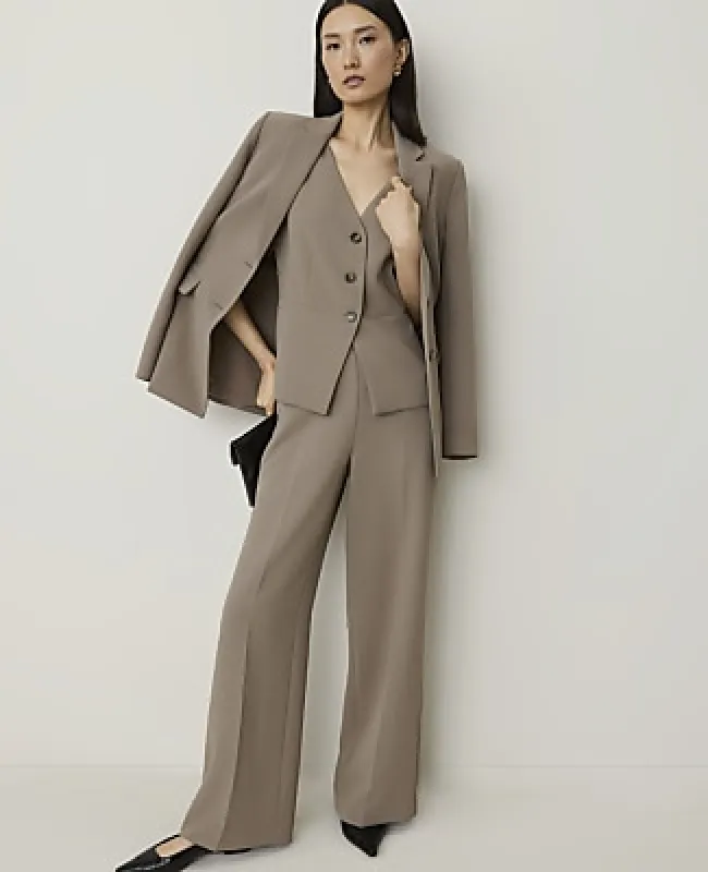 Ann Taylor The Petite Side Zip Wide-Leg Pant in Textured Crepe made by Ann Taylor