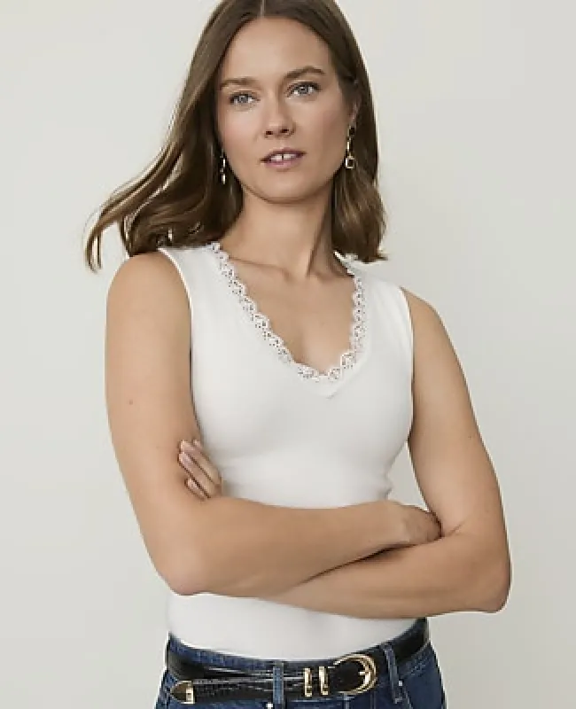 Ann Taylor Ribbed Lace Trim Tank Top made by Ann Taylor