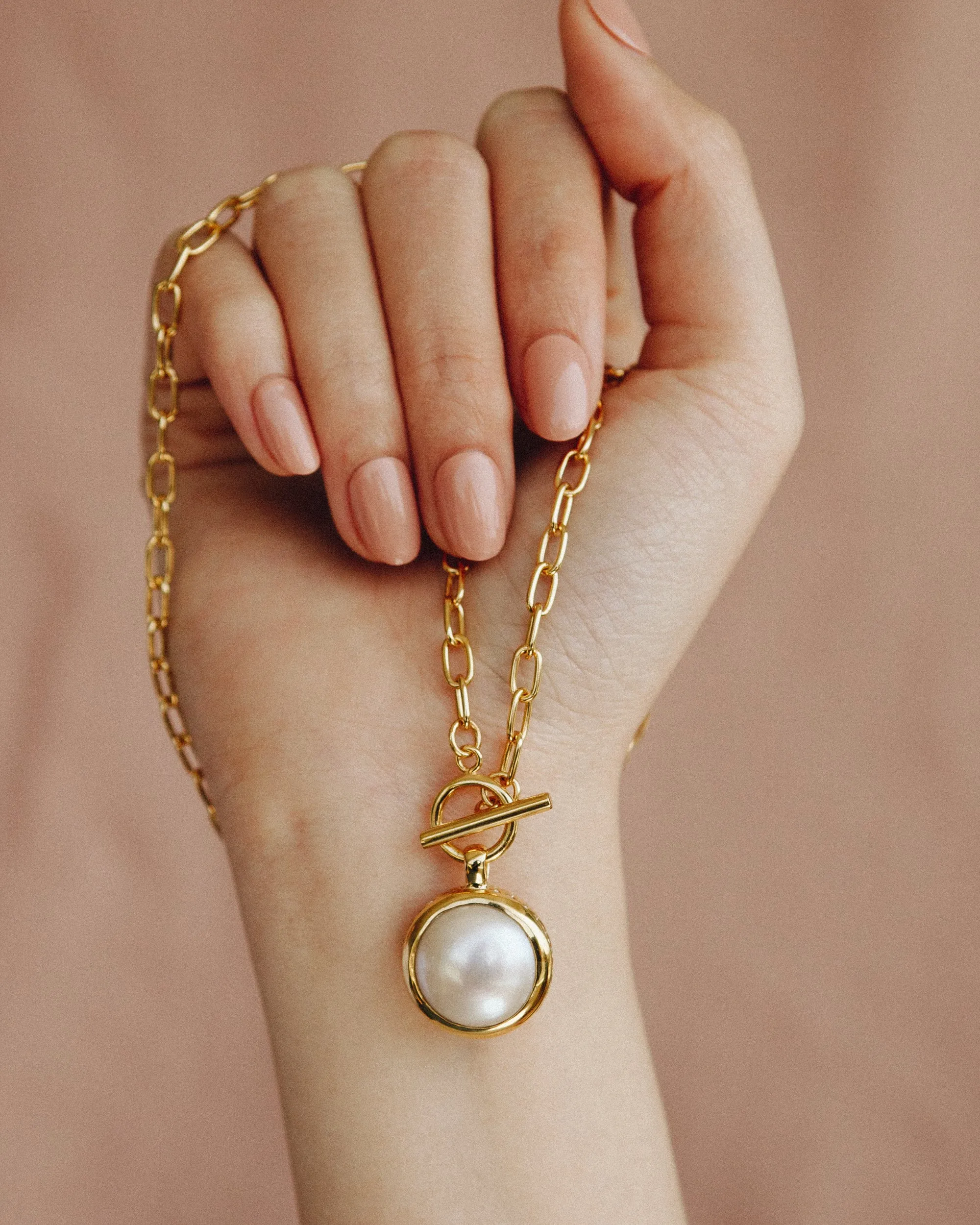 Coin Pearl Toggle Chain Necklace sold by Anna Beck product image thumbnail 4