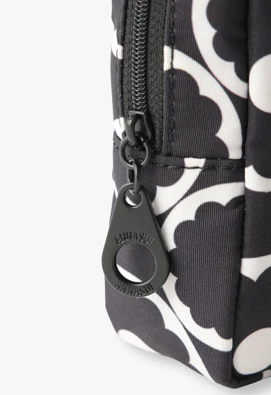 Daisy Delight Pouch sold by Anna Sui product image thumbnail 5