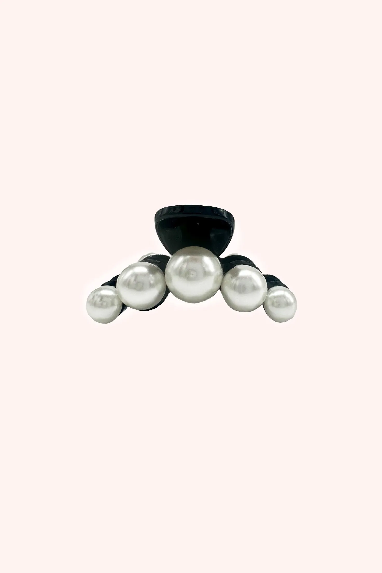 String of Pearls Mini Jaw Clip Black Pearl sold by Anna Sui product image thumbnail 2