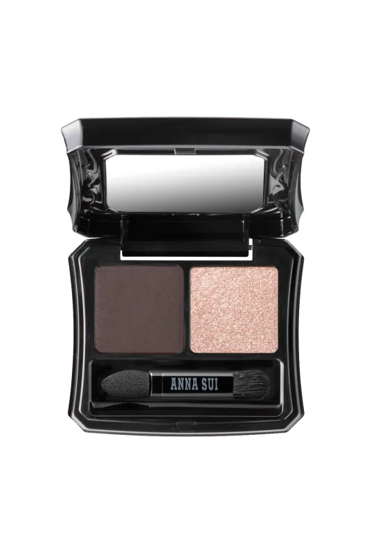 Eye Color Compact sold by Anna Sui