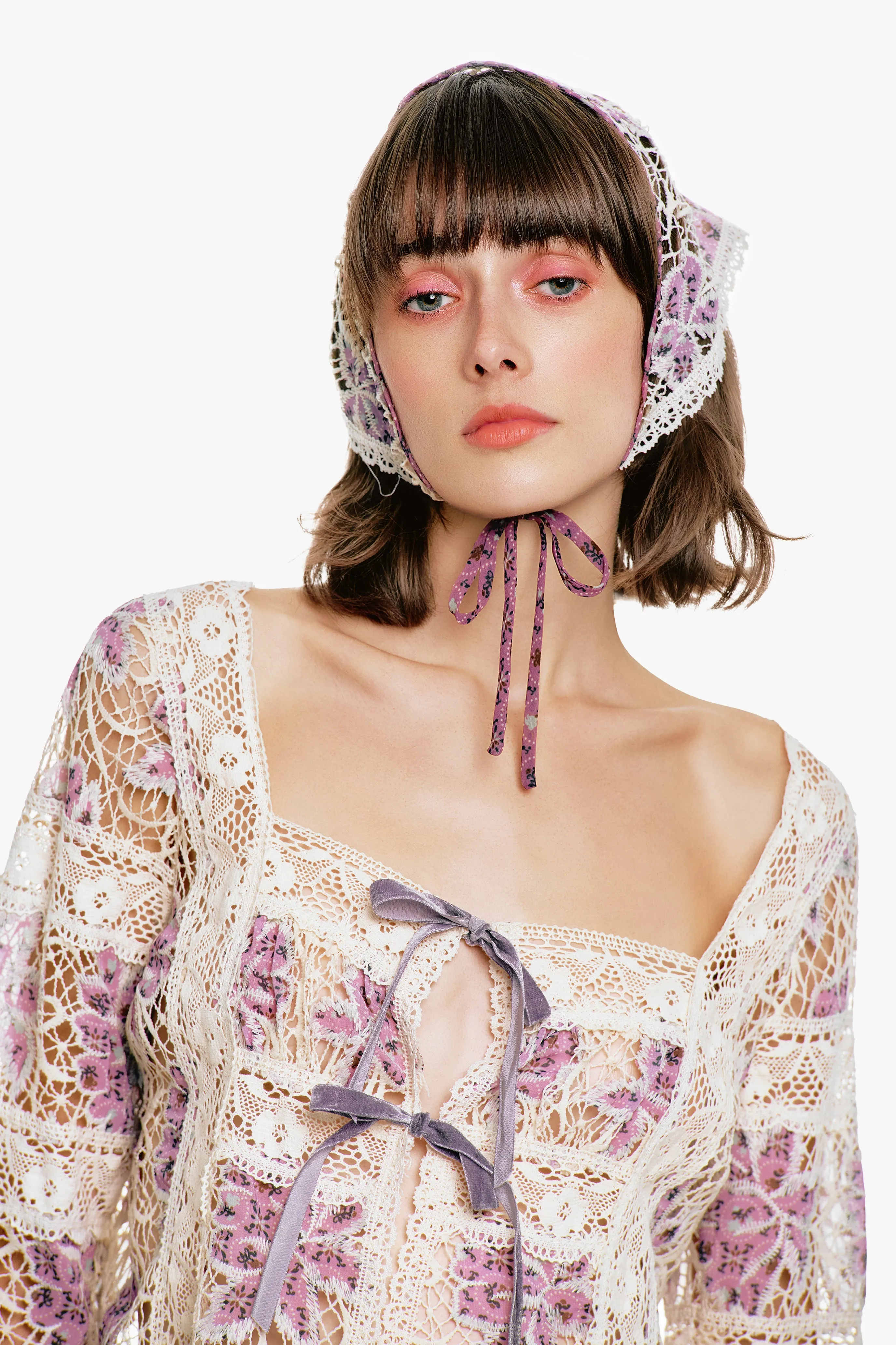 Medallion Floral Lace Headscarf sold by Anna Sui product image thumbnail 3