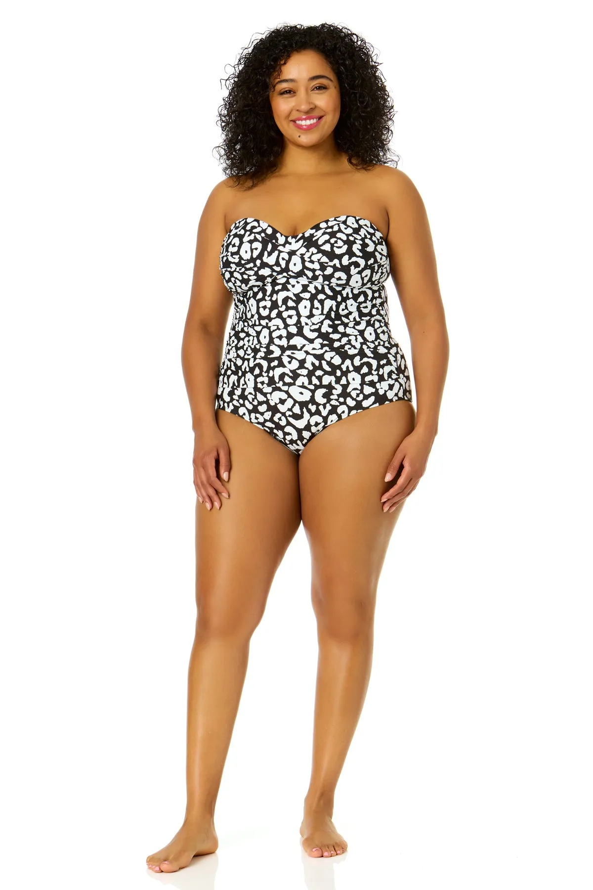 Women's Plus Size Wild Cat Twist Front Shirred One Piece Swimsuit sold by Anne Cole product image thumbnail 4