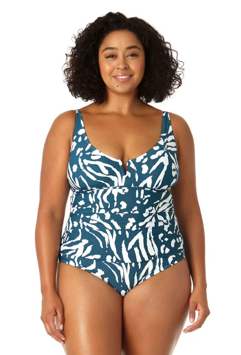 Anne Cole Plus - Women's V-Wire One Piece Swimsuit sold by Anne Cole