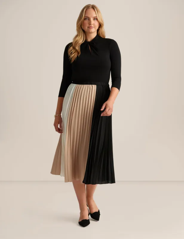 Pull On Color Blocked Pleated Skirt sold by Anne Klein