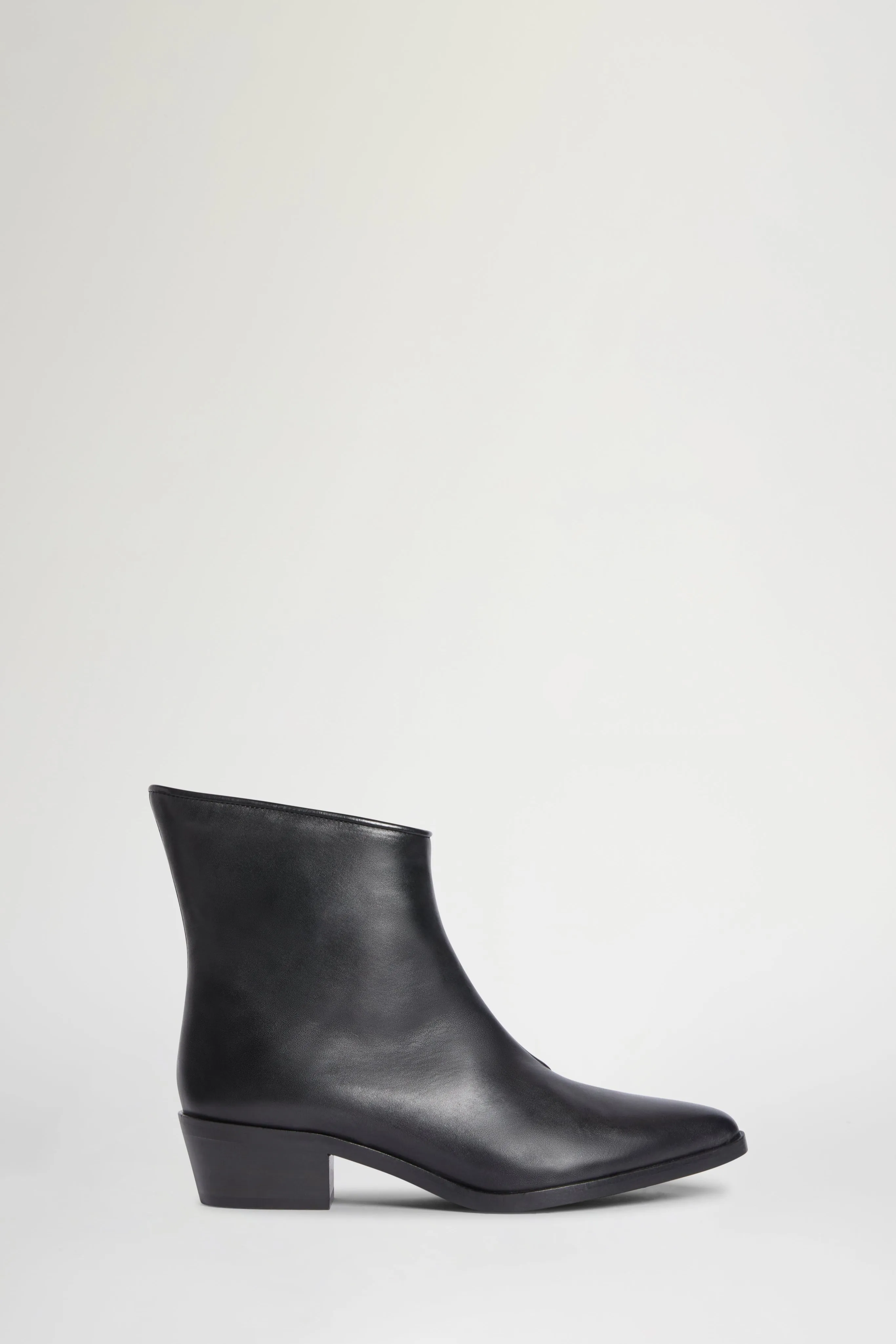 Nima sold by Antonio Marras