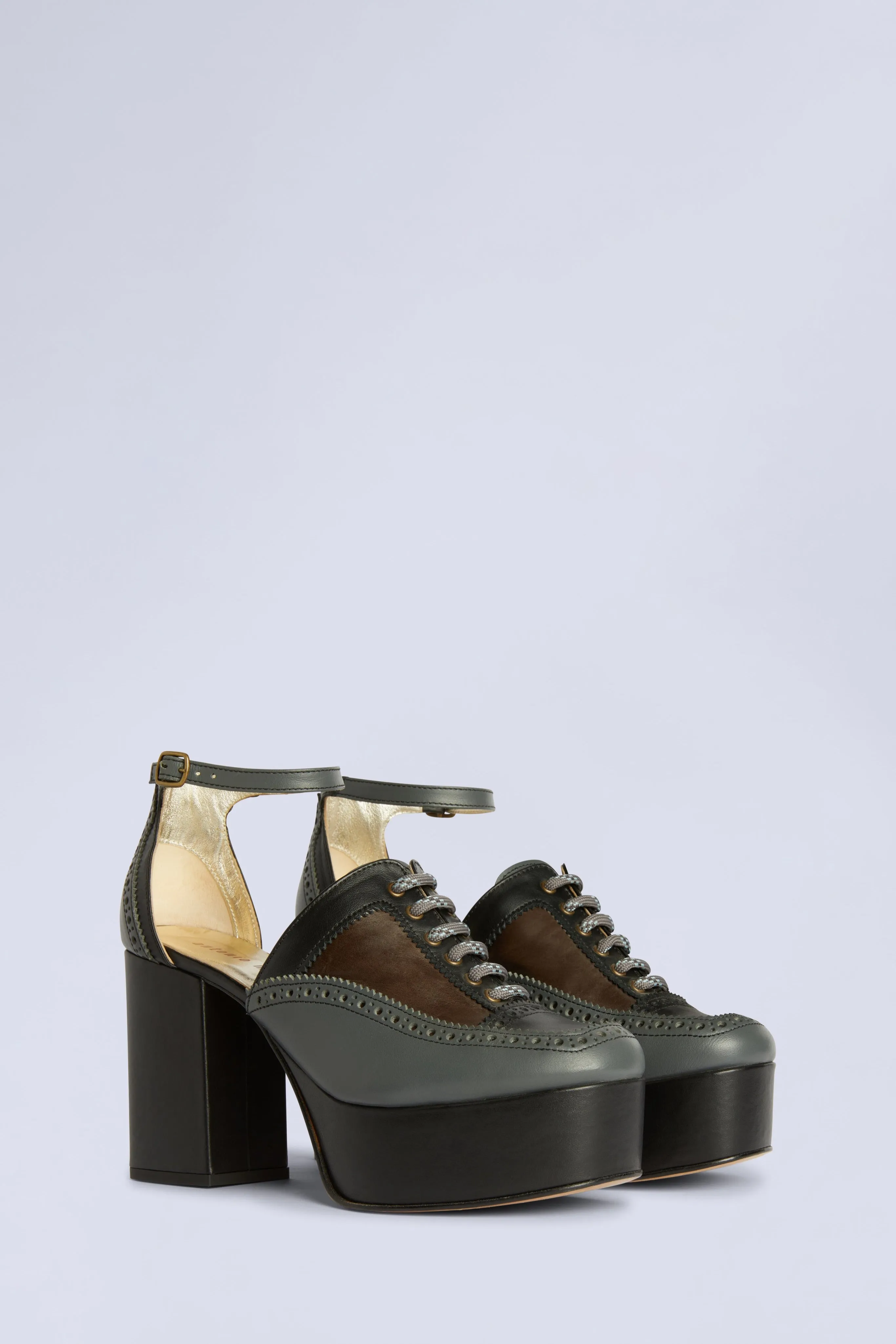 Genoveffa II sold by Antonio Marras