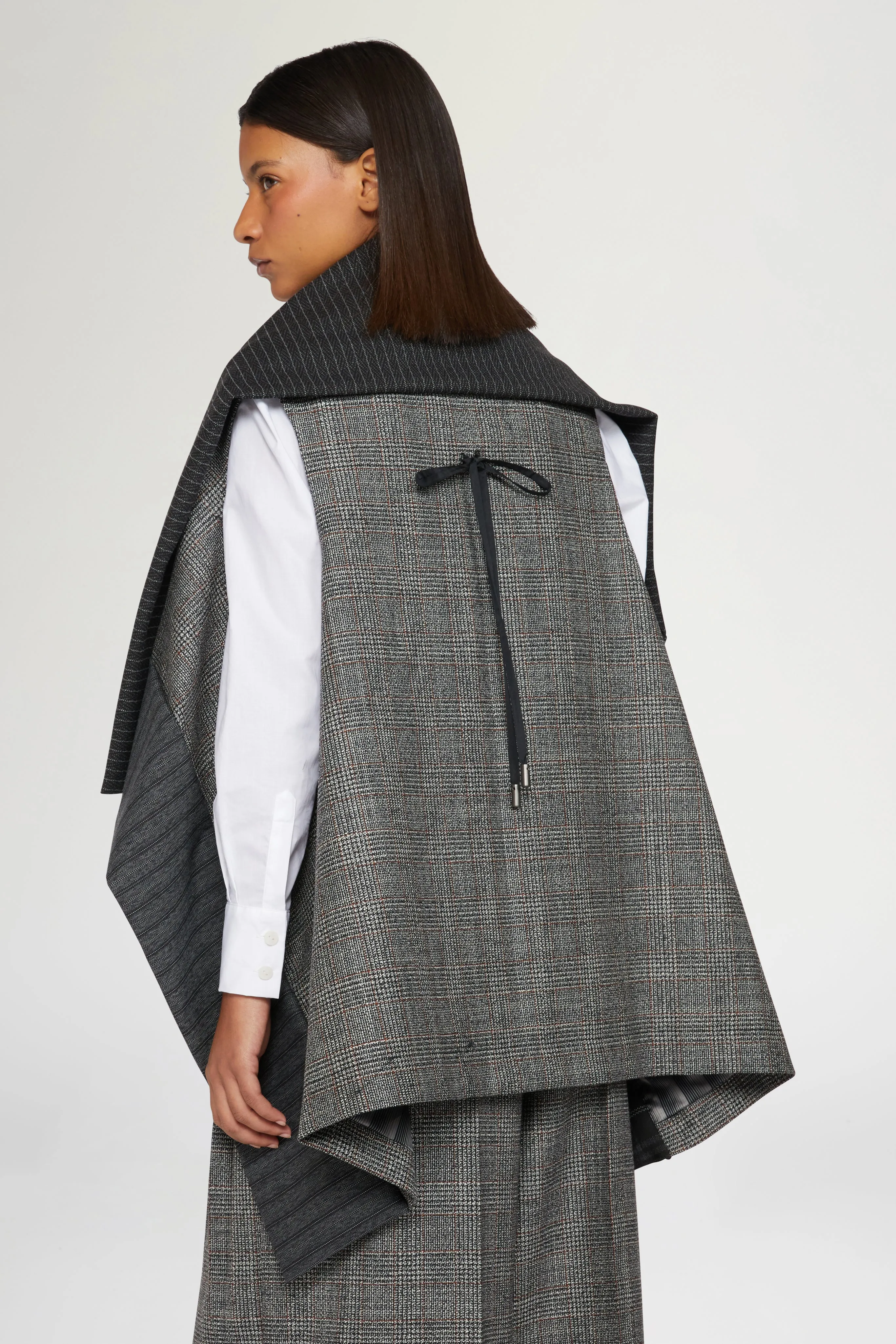 Prince of Wales Gavoi sold by Antonio Marras product image thumbnail 3