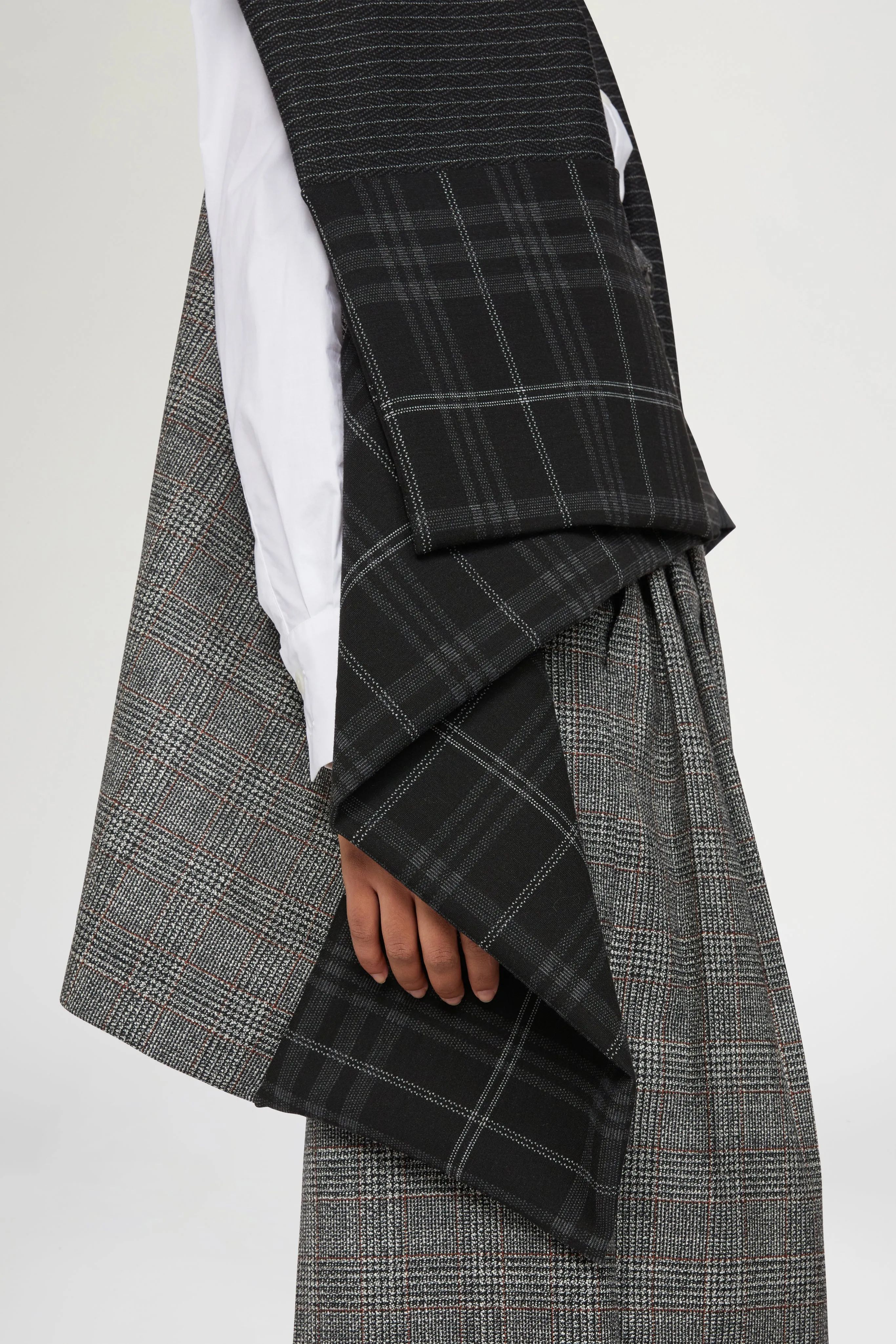 Prince of Wales Gavoi sold by Antonio Marras product image thumbnail 4