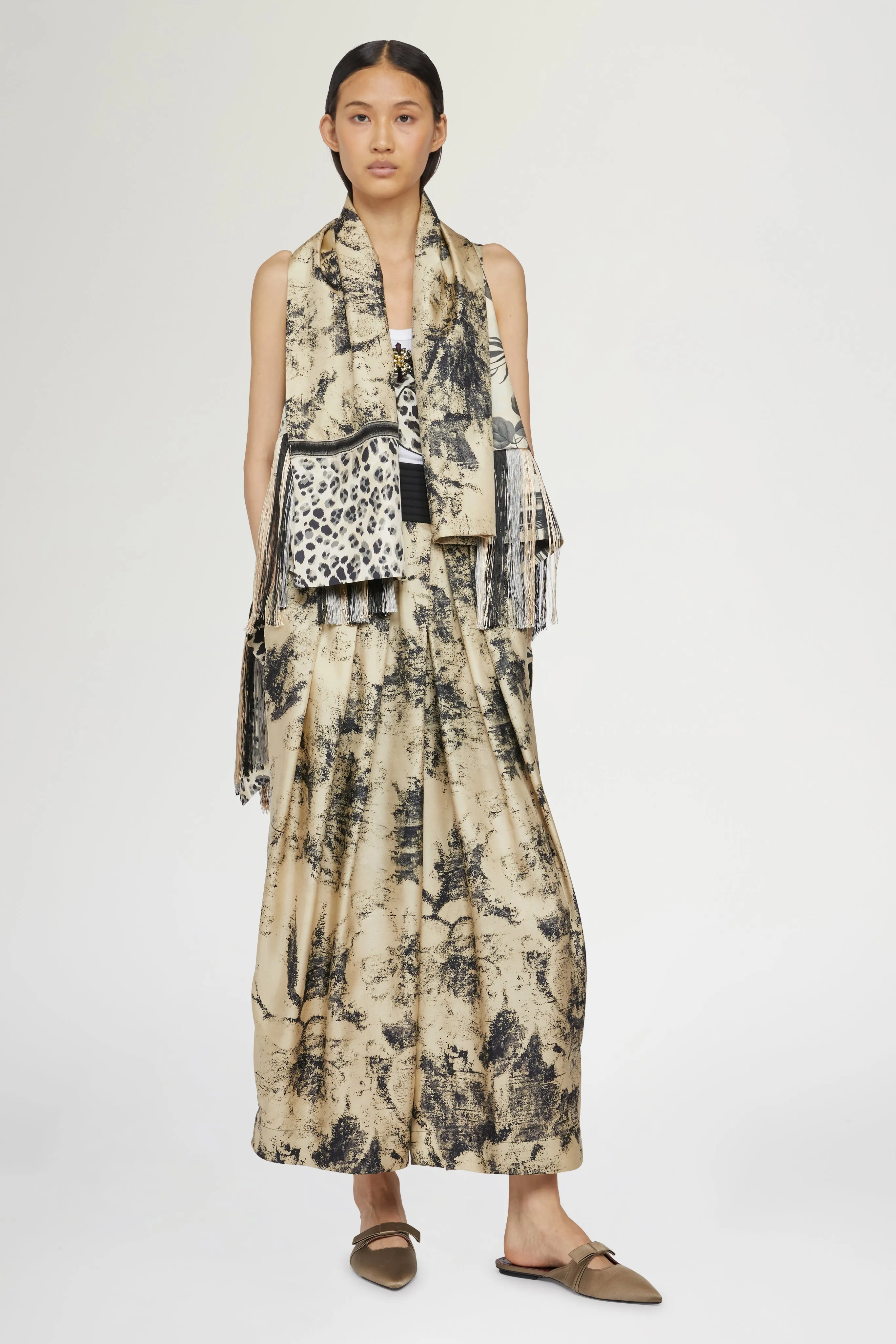 Wide-Leg Pants Tropical Print sold by Antonio Marras product image thumbnail 2