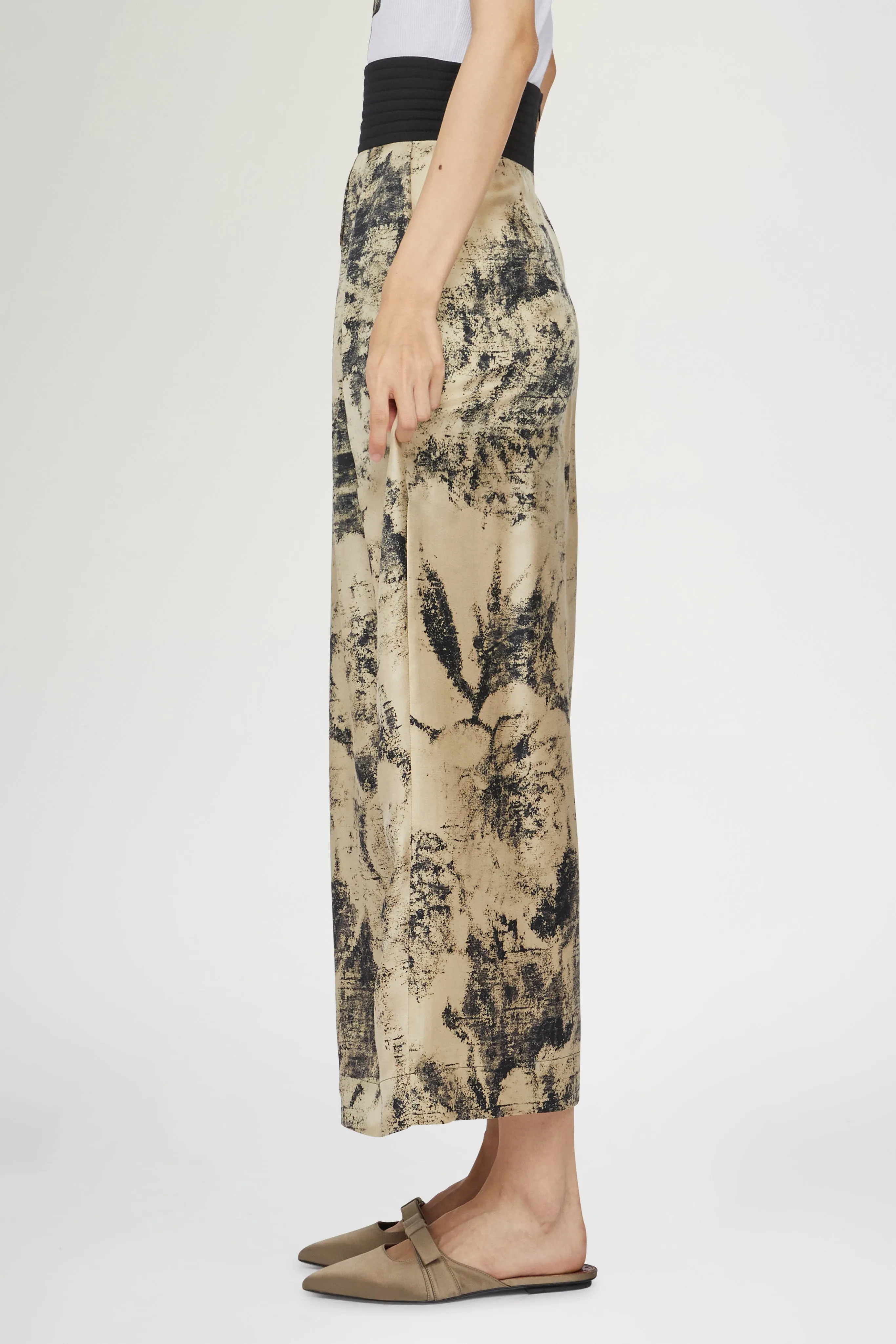 Wide-Leg Pants Tropical Print sold by Antonio Marras product image thumbnail 4