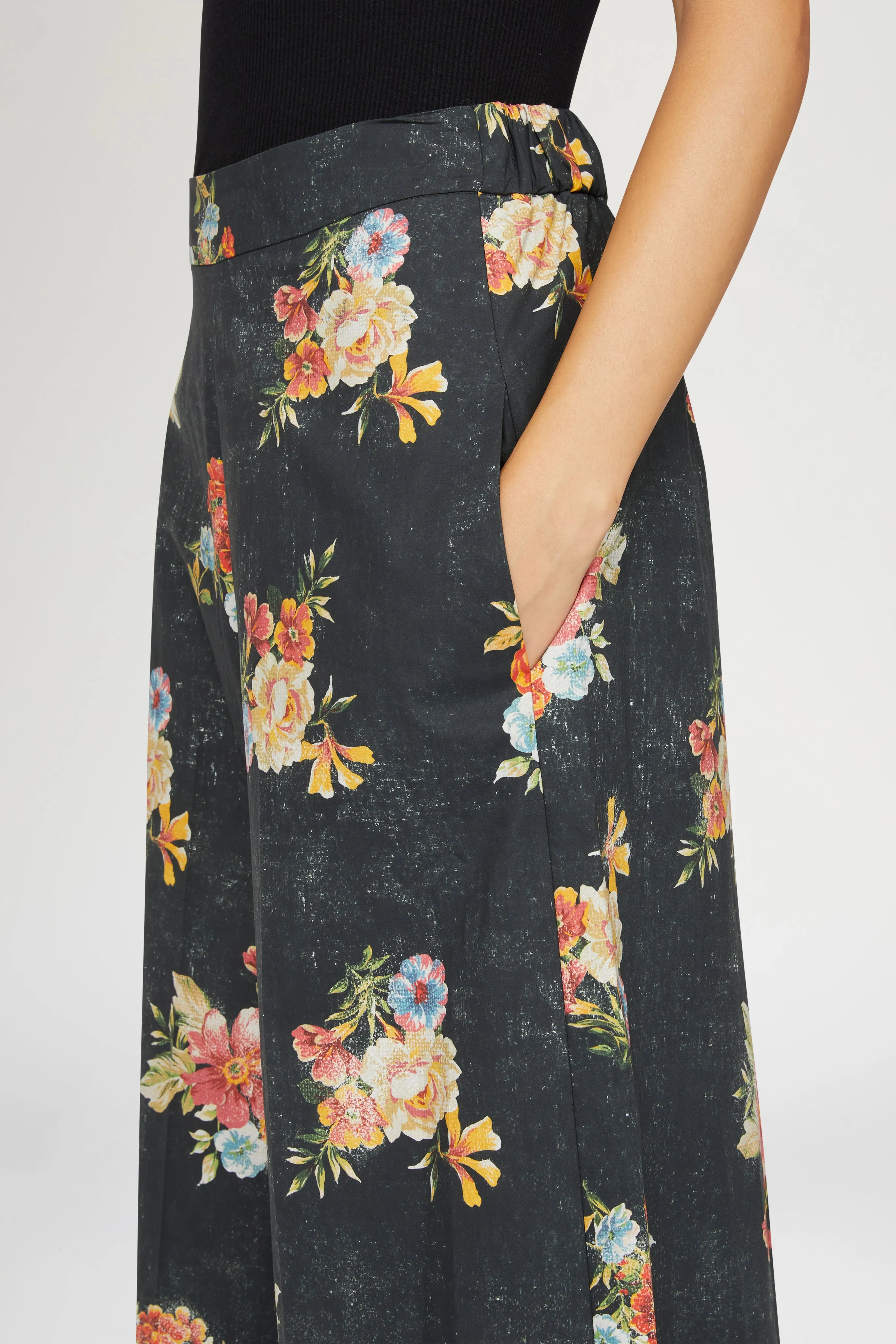 Lisett sold by Antonio Marras product image thumbnail 5