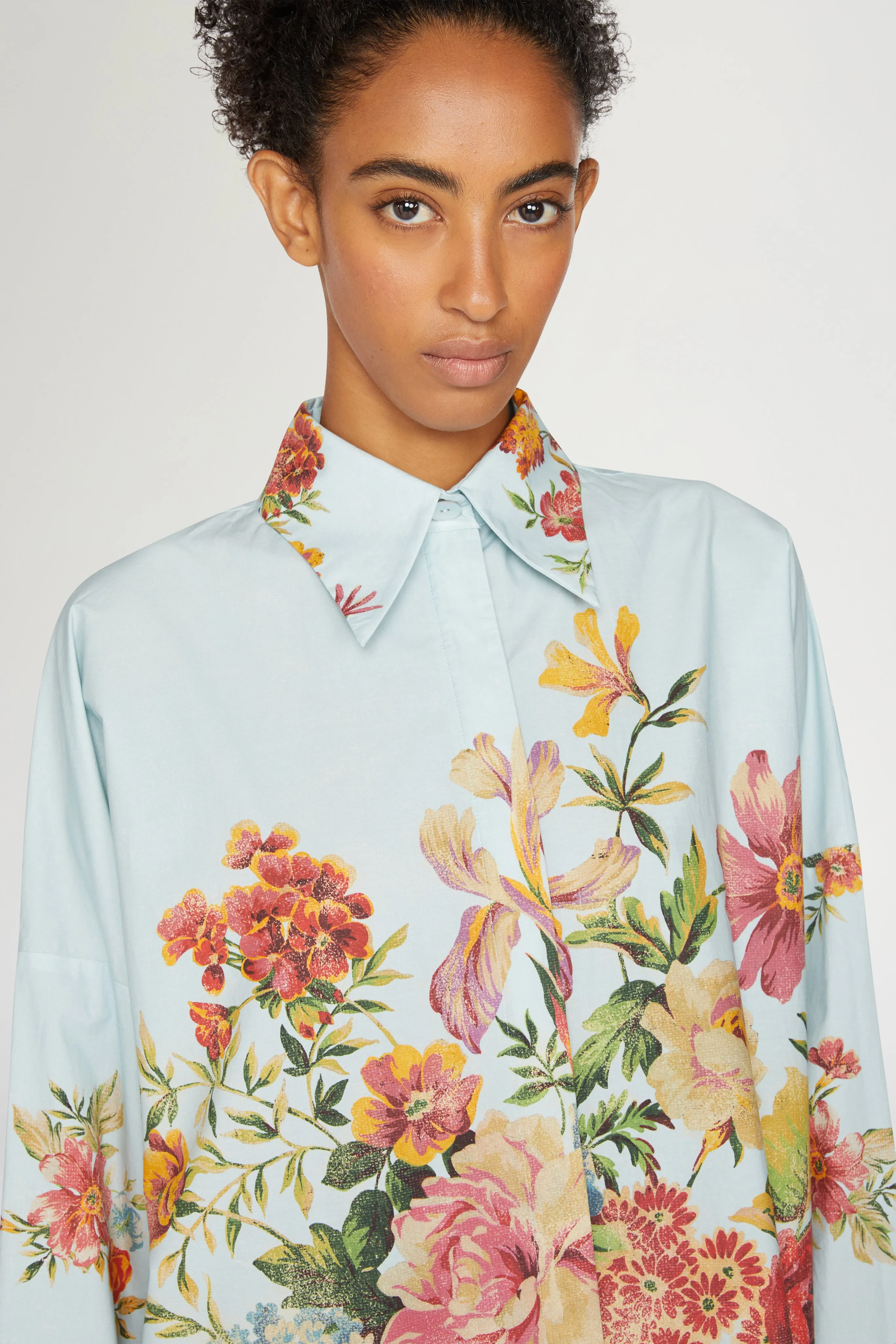 Corinne sold by Antonio Marras product image thumbnail 5