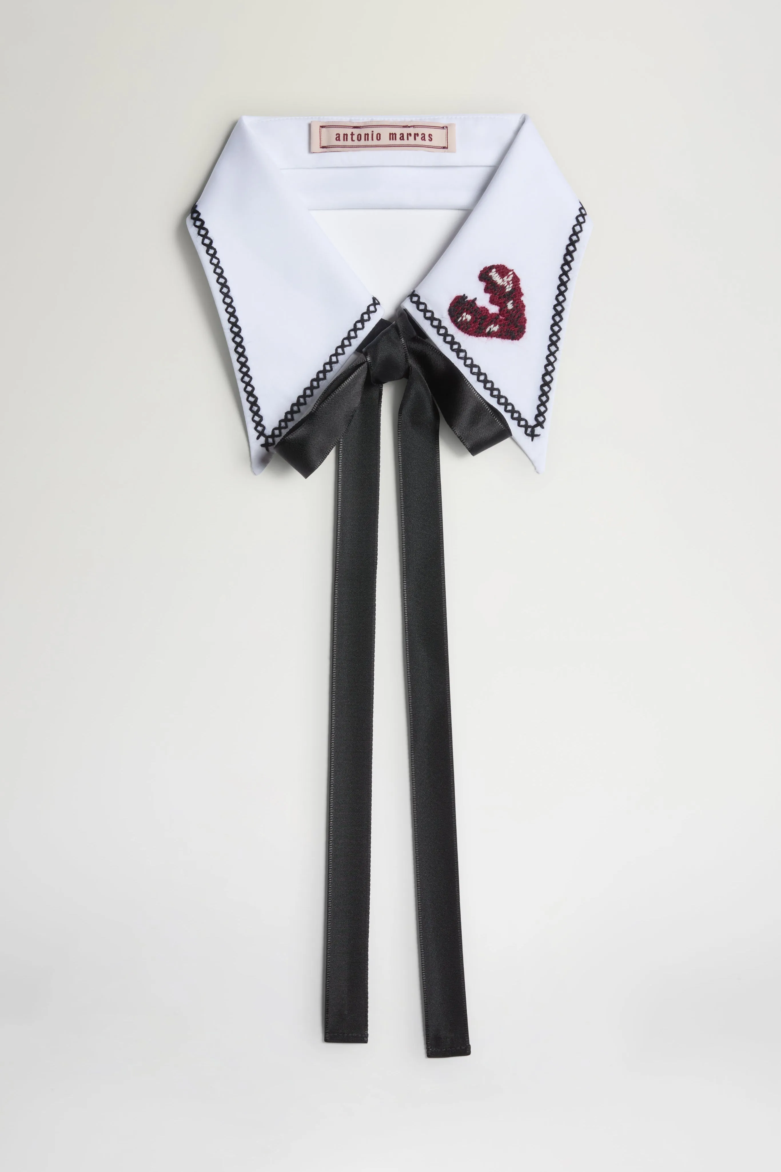 Neo sold by Antonio Marras