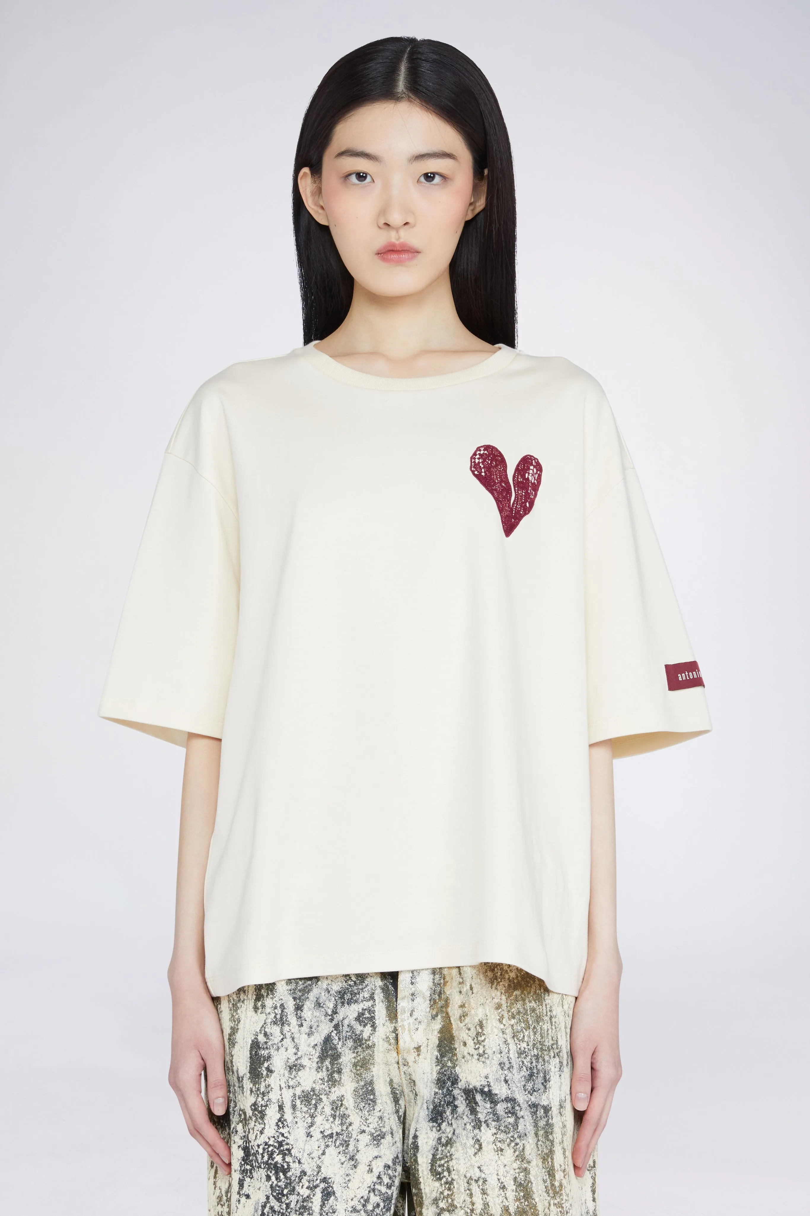 Heart T-shirt Cream sold by Antonio Marras
