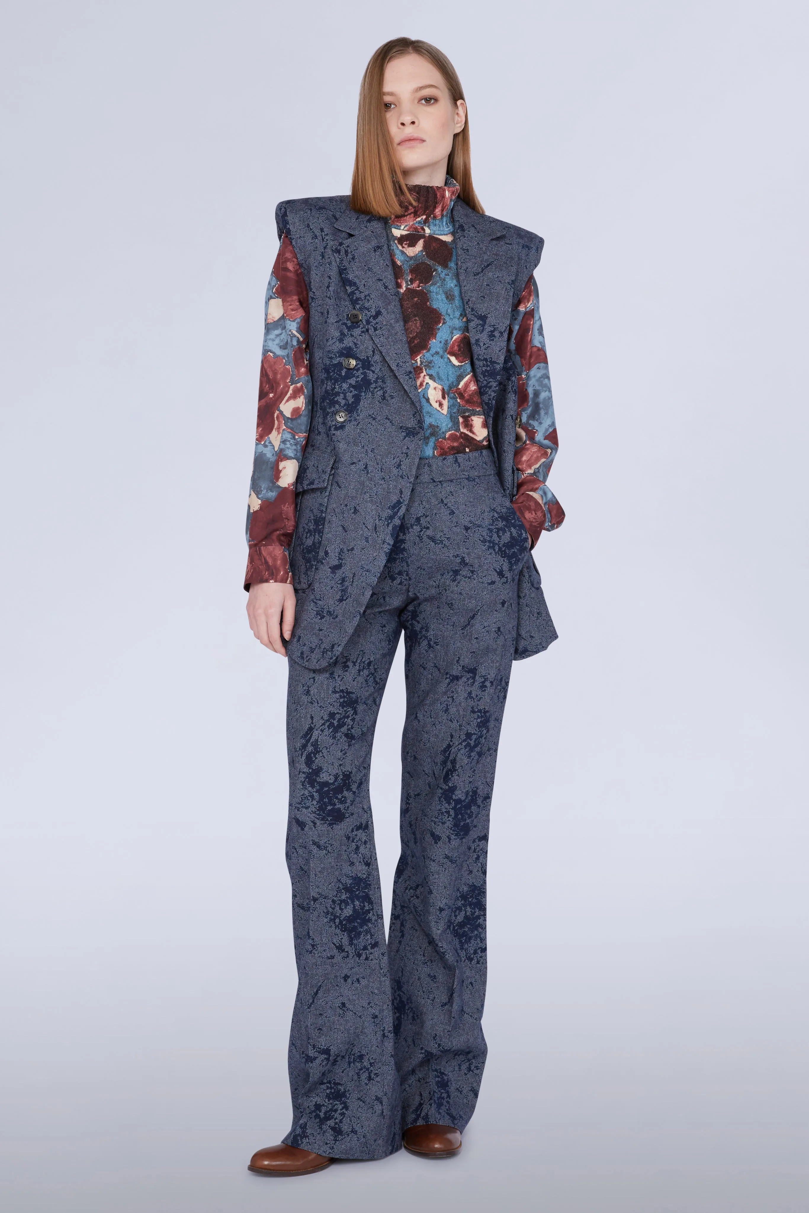 Selin sold by Antonio Marras