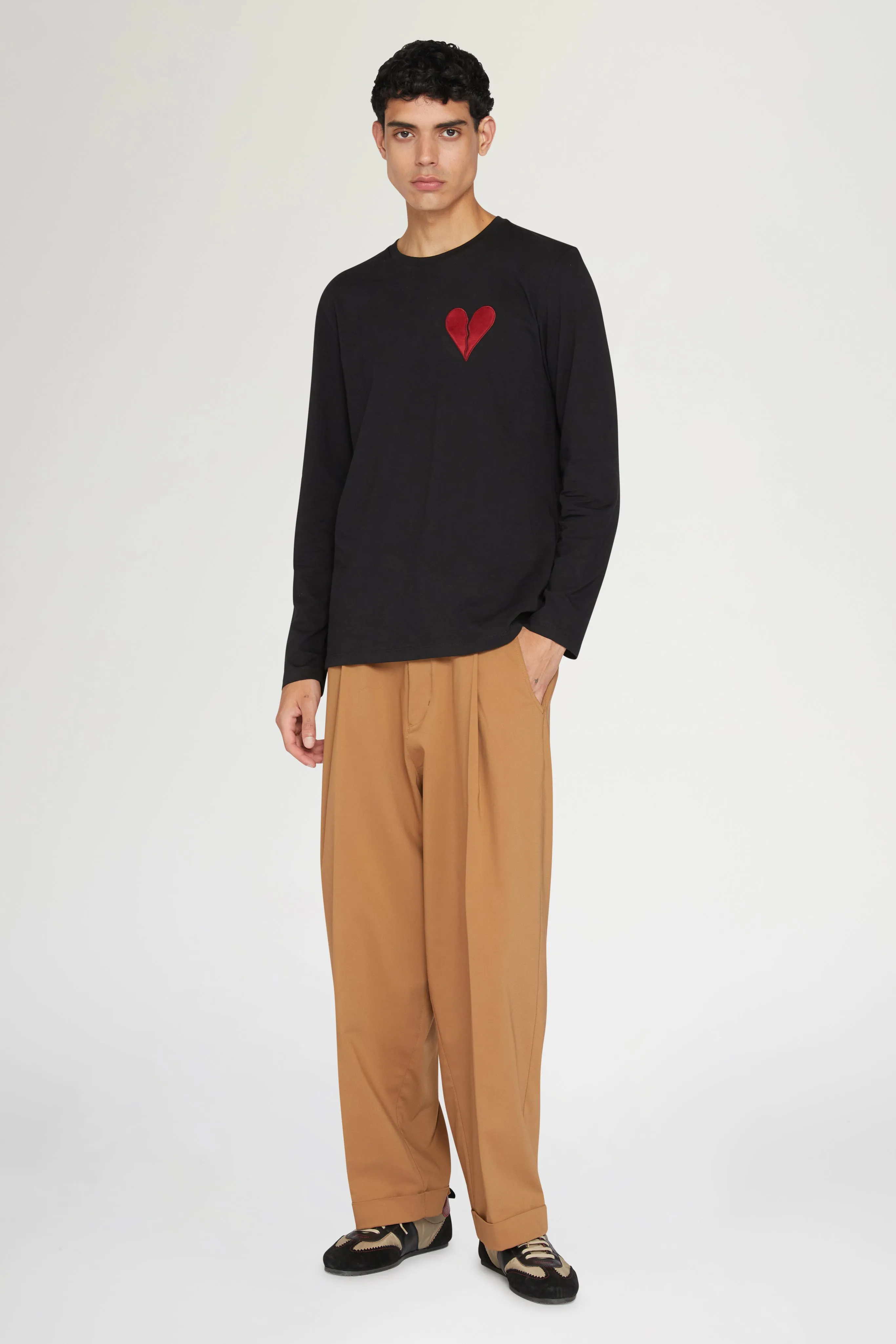 Broken Heart T-shirt Long Black sold by Antonio Marras product image thumbnail 5