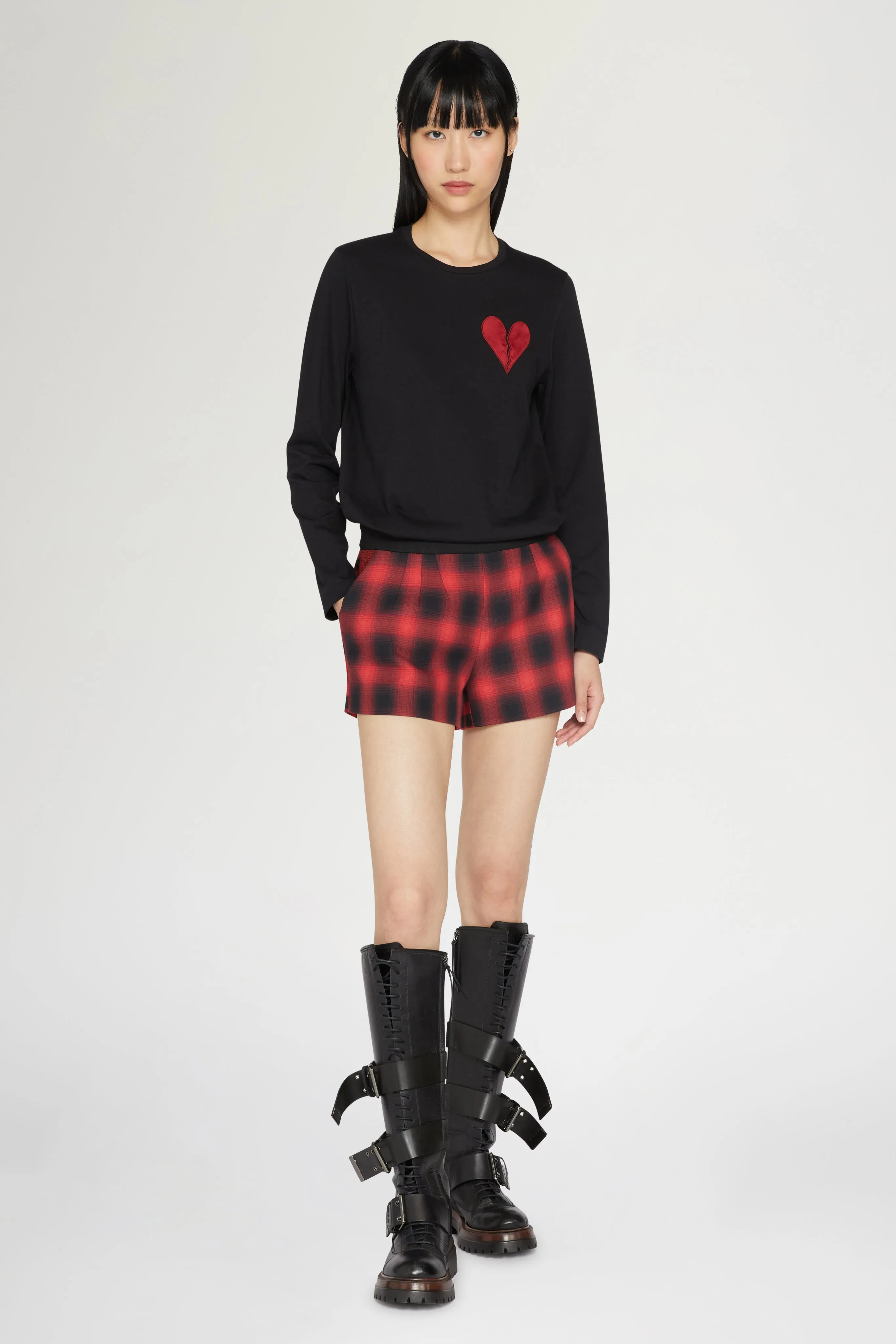 Broken Heart T-shirt Long Black sold by Antonio Marras product image thumbnail 4